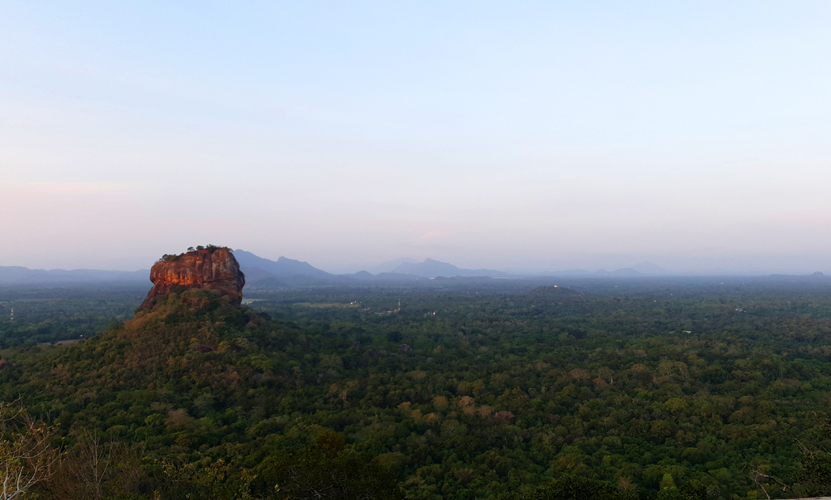 Fotografia widoku zrobiona podczas podróży na Sri Lanke. Autorstwa Ani Wilanowskiej