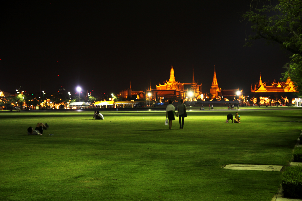 Fotografia stadionu zrobiona w Bangkoku podczas podróży do Tajlandii. Autorstwa Ani Wilanowskiej.