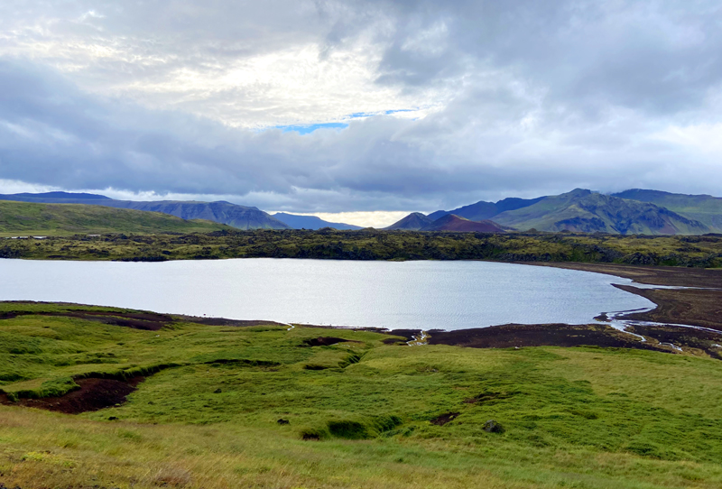 Fotografia widoku na półwyspie Snaefellsnes, zrobiona podczas podróży na Islandię. Autorstwa Ani Wilanowskiej 