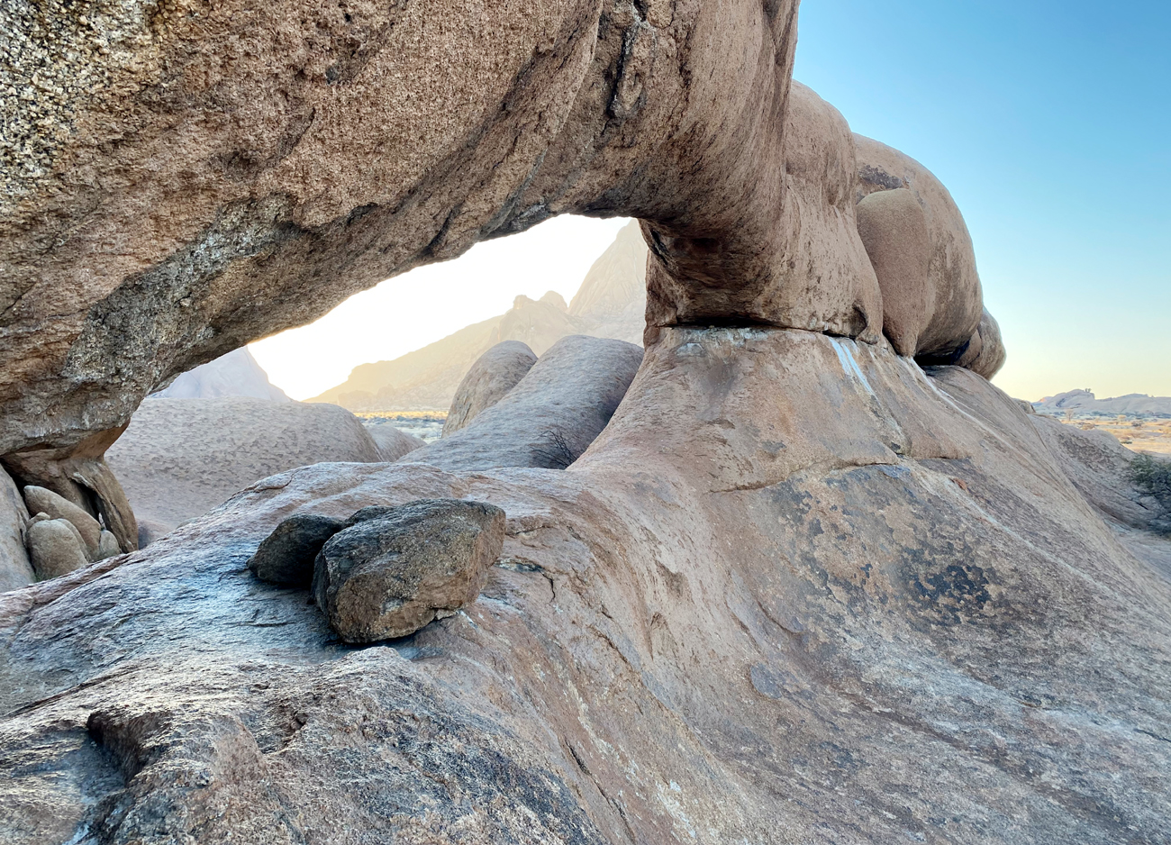 Fotografia góry Spitzkoppe w Namibii, autorstwa Ani Wilanowskiej