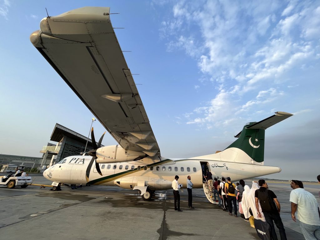 Zdjęcie samolotu zrobione w regionie Gilgit-Baltistan w Pakistanie autorstwa Anny Wilanowskiej
