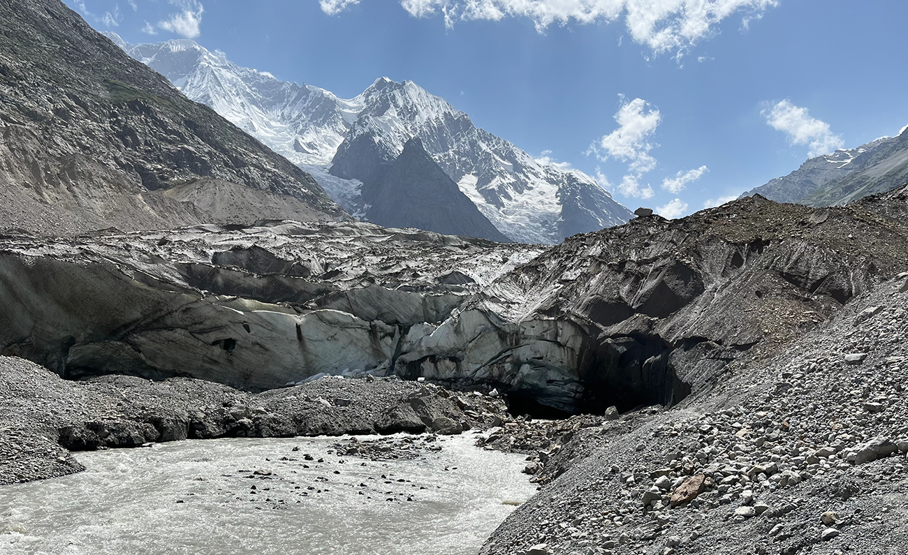 Zdjęcie lodowca zrobione w regionie Gilgit-Baltistan w Pakistanie autorstwa Anny Wilanowskiej