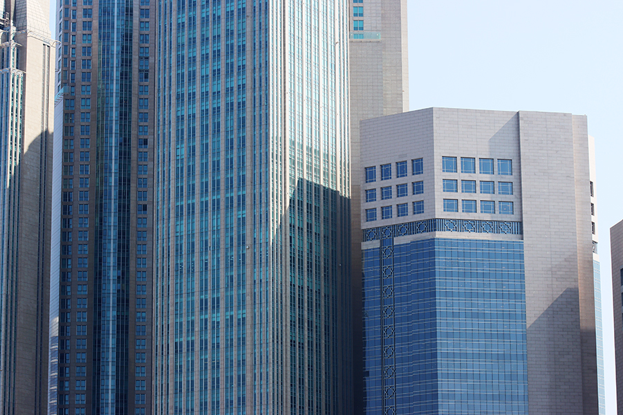 Fotografia wieżowców w Abu Dhabi, autorstwa Ani Wilanowskiej