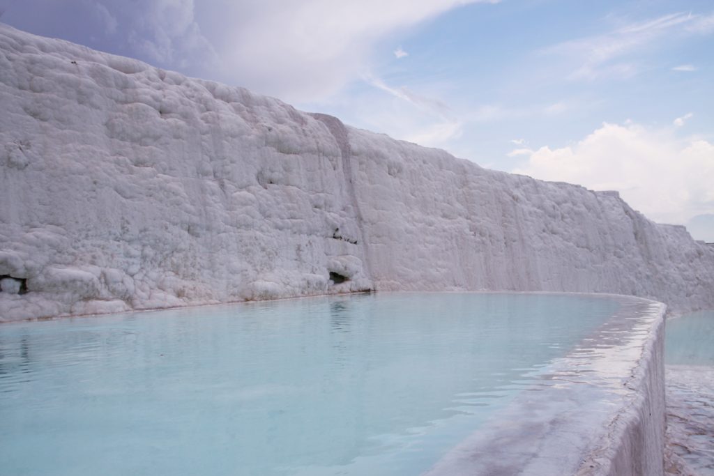 Fotografia wykonana w Pamukalach w Turcji autorstwa Ani Wilanowskiej. 